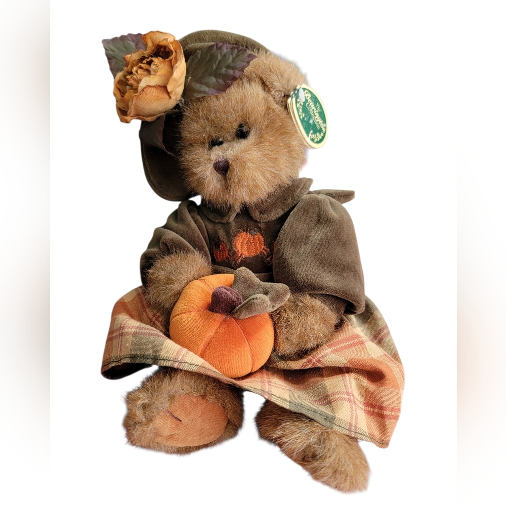 The Bearington Collection, Adorable Autumn Teddy Bear with Pumpkin
